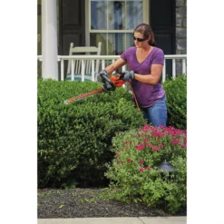 BLACK+DECKER BEHTS300 SAWBLADE 120V 3.8 Amp Brushed 20 in. Corded Hedge Trimmer -Black+Decker Store bdknbehts300 d